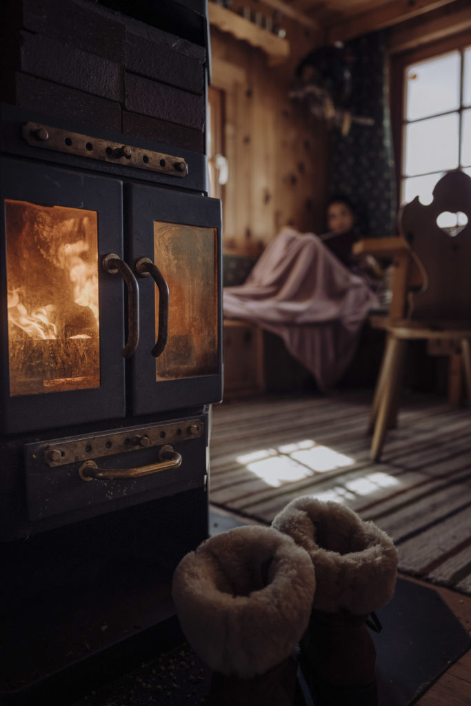 Kaminfeuer, Auf der Suche nach dem Winterlicht, Altenmarkt-Zauchensee, Salzburg