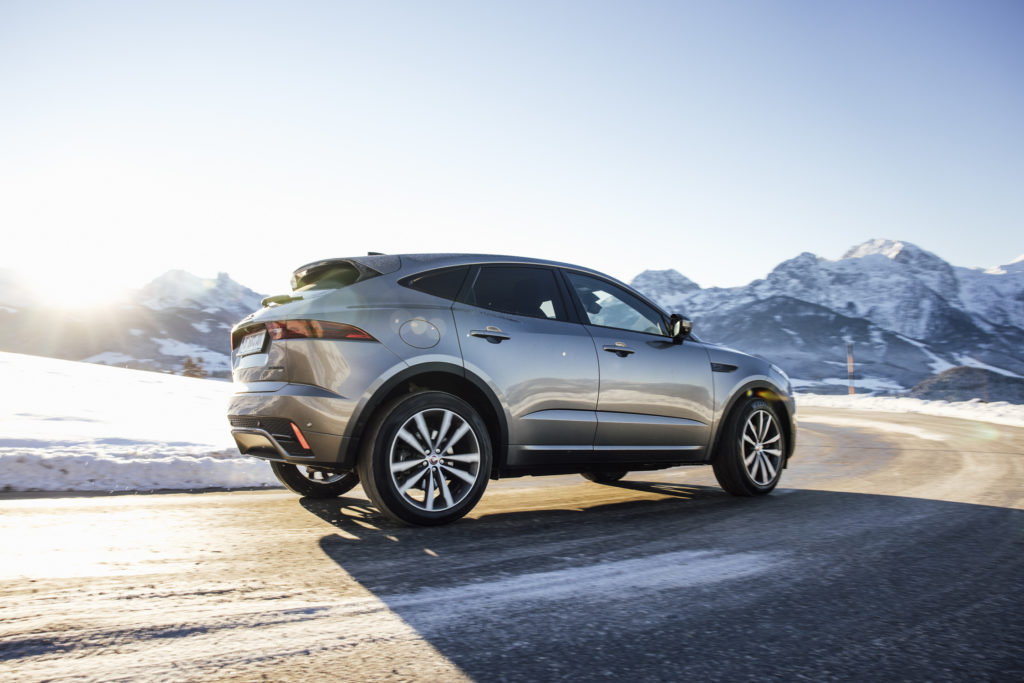 Fahrspaß im Winter mit dem Jaguar E-Pace, Salzburg
