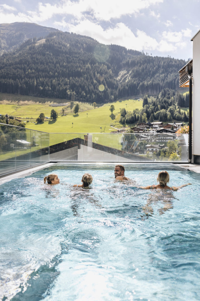 Pool und Wellnessbereich im Adler Resort, Saalbach-Hinterglemm
