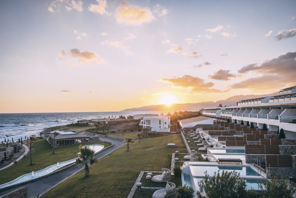 Sonnenuntergang im Luxushotel Abaton Resort & Spa, Kreta, Griechenland