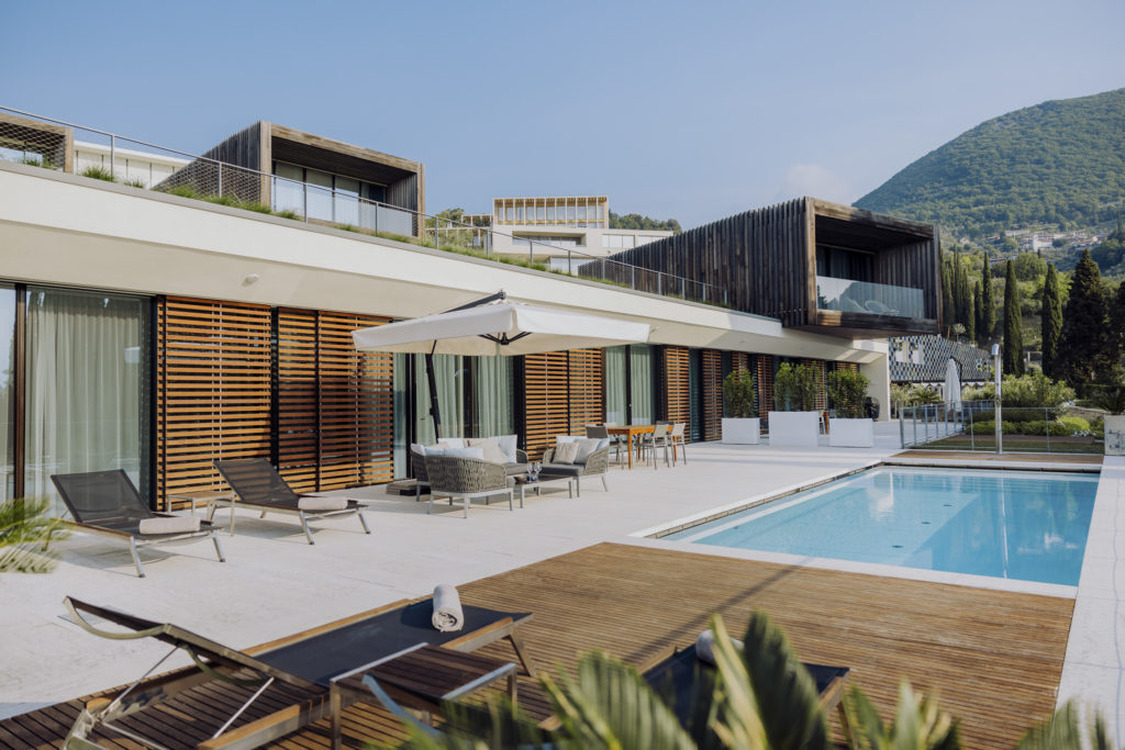 Modernes Luxusapartment mit Pool am Gardasee, Eden Reserve Resort