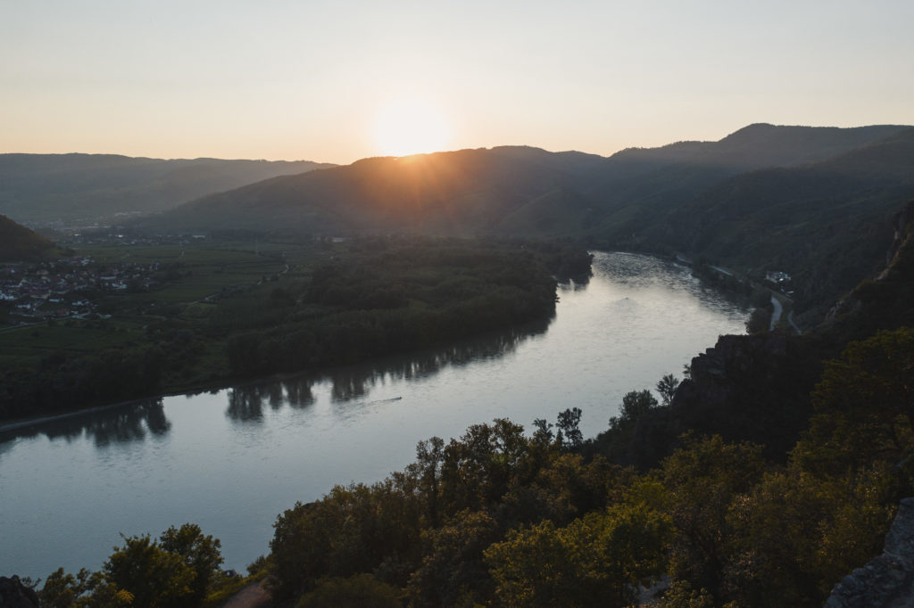 Drohnenaufnahme Ausblick Wachau, Burgruine Dürnstein