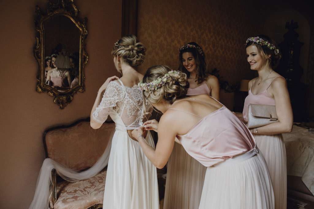 Details Getting Ready, Hochzeit Schloss Obermayerhofen