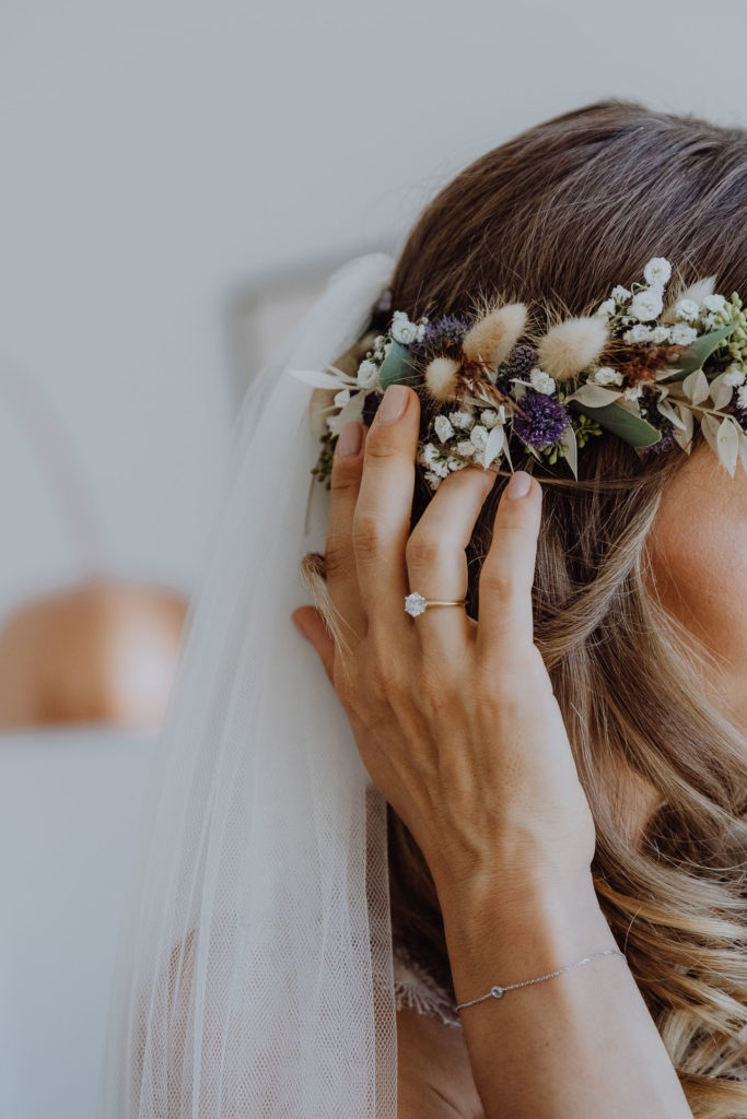 Blumenschmuck von Braut, Hochzeit Salzburg