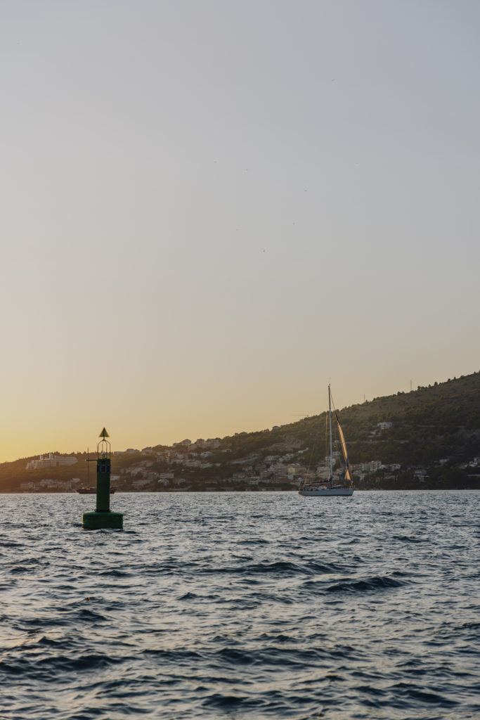 Hafen und Küstenstadt, VW California Roadtrip, Agentur Creating Click